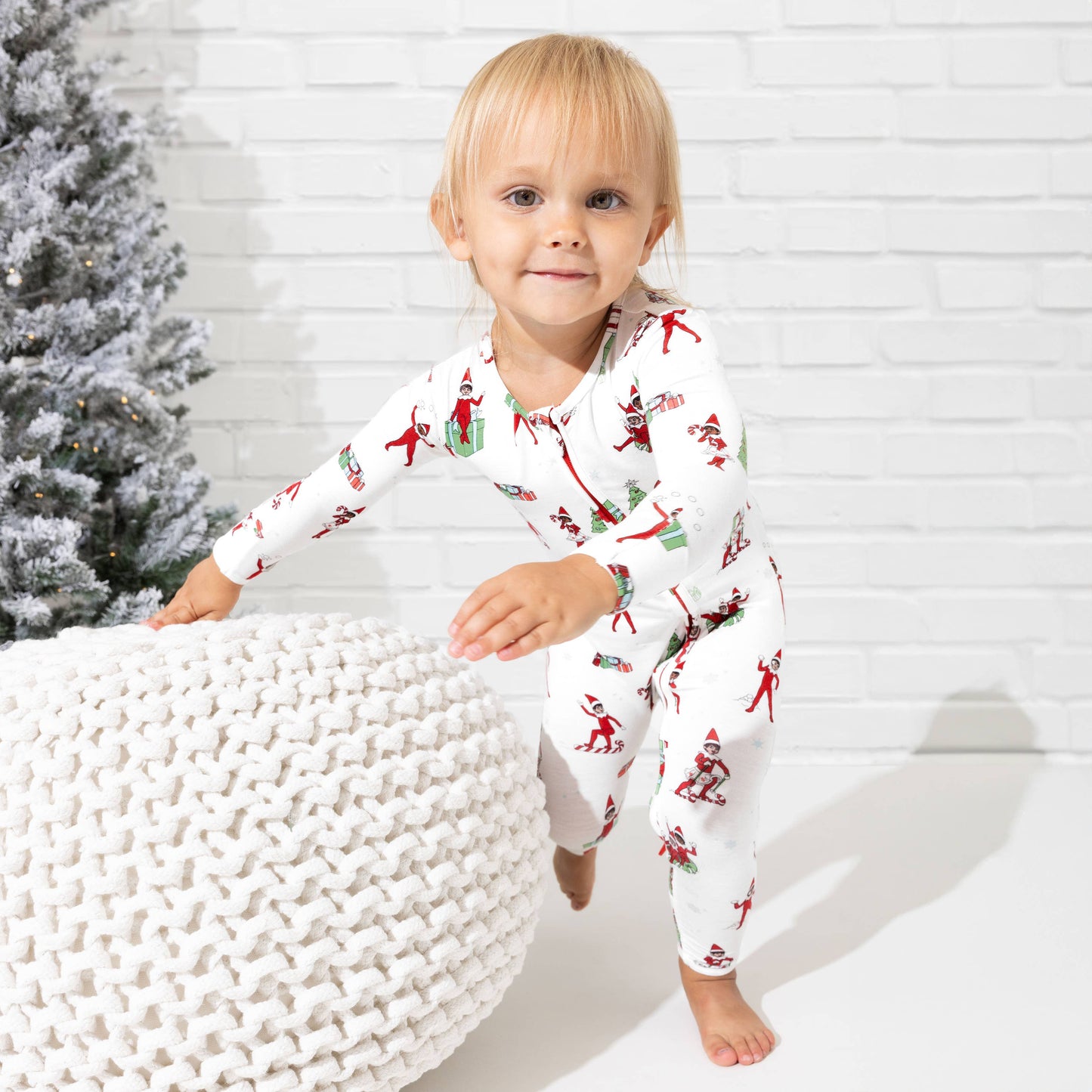 Christmas Pajamas: The Elf on the Shelf Bamboo Sleepwear: 3-6 Months