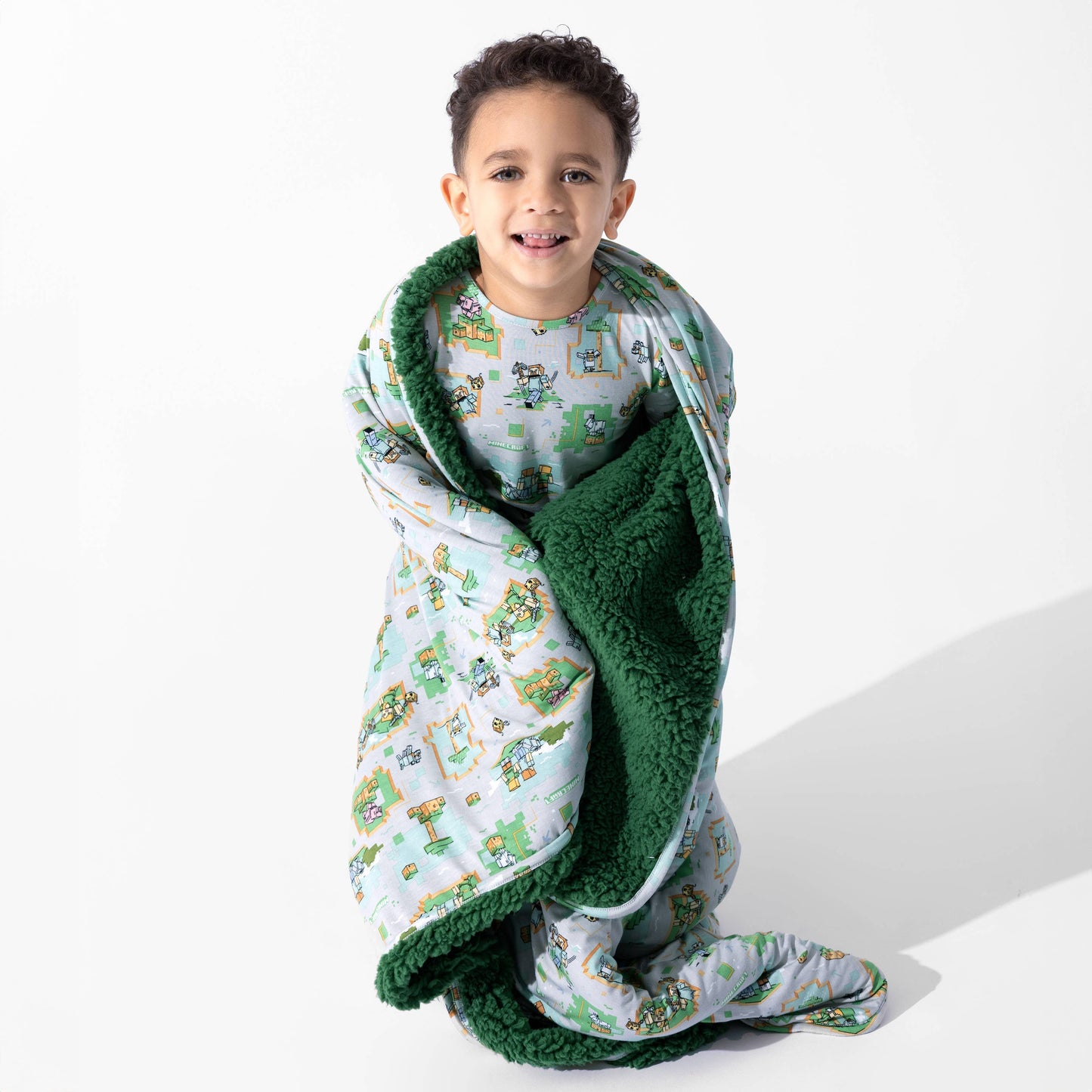 Minecraft Overworld Dreams Bamboo Blanket: 45 x 60 in