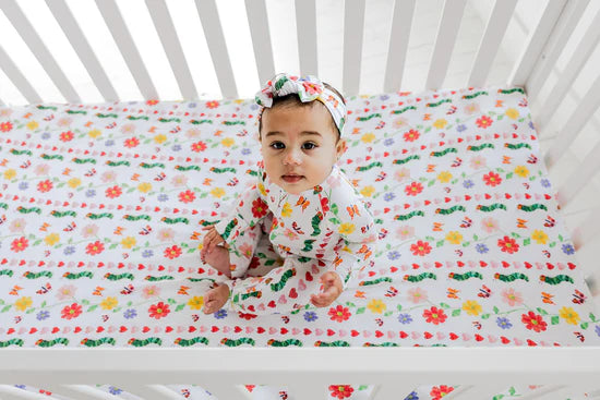 Dream Crib Sheet- ERIC CARLE LOVEBUG BLOOMS