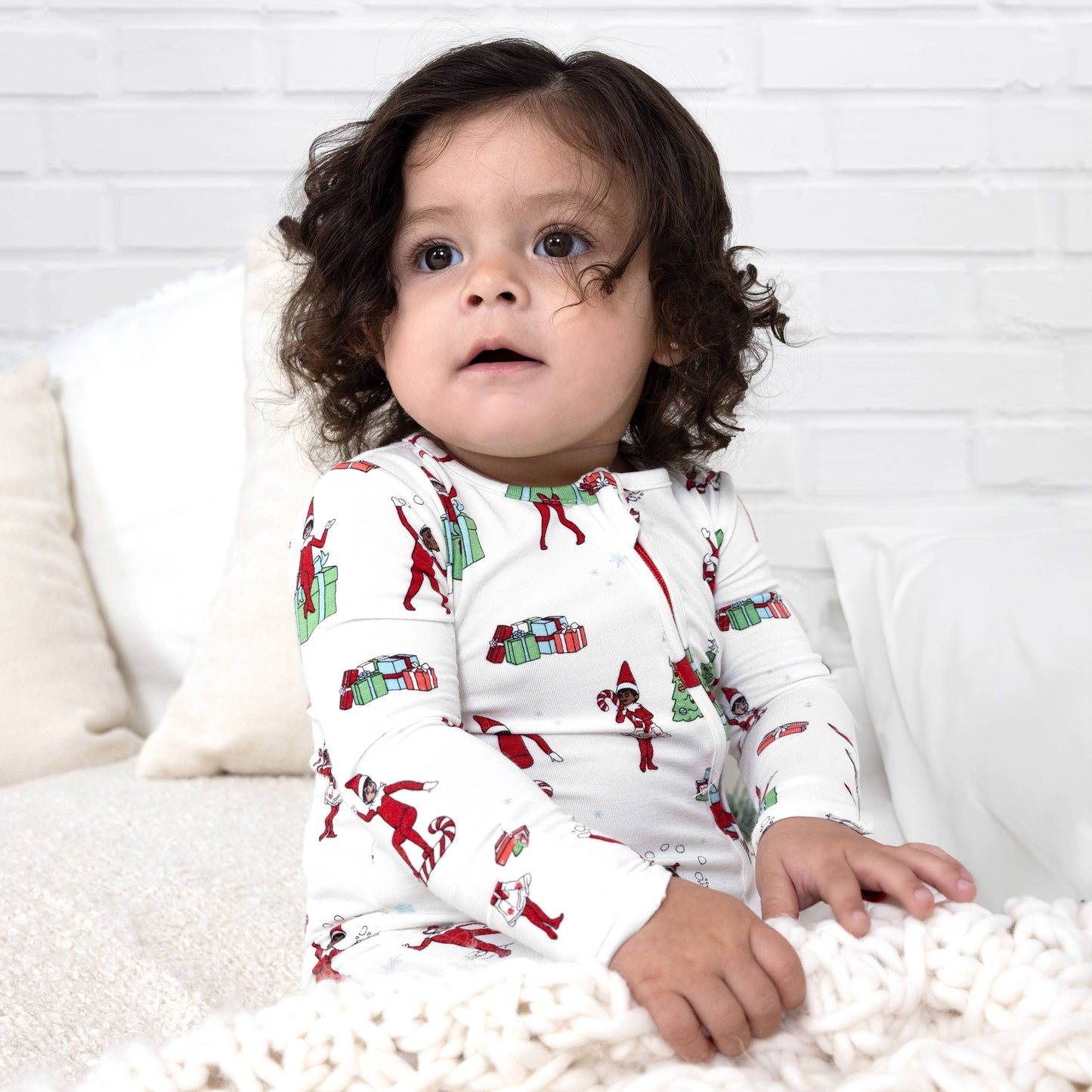 Christmas Pajamas: The Elf on the Shelf Bamboo Sleepwear: 3-6 Months