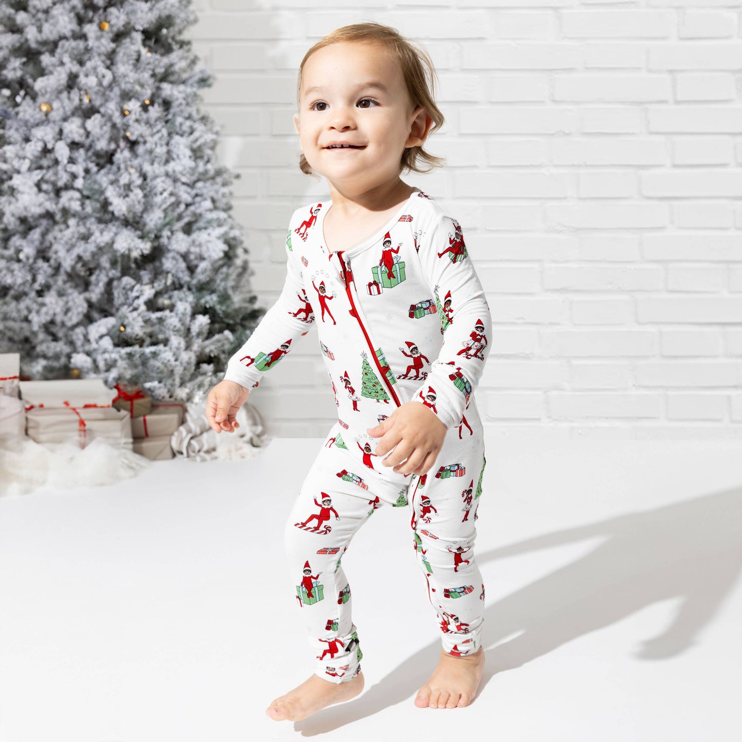 Christmas Pajamas: The Elf on the Shelf Bamboo Sleepwear: 3-6 Months