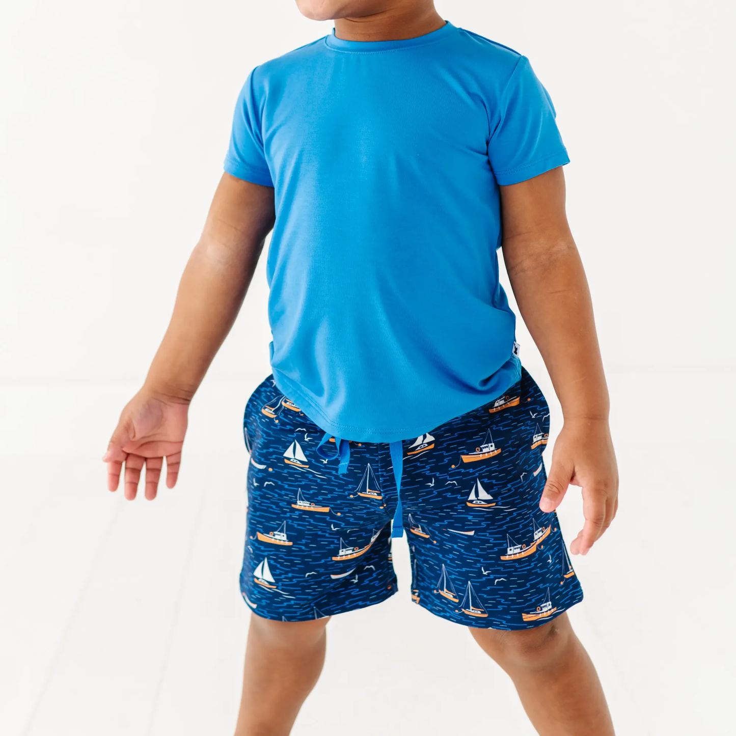 Sailboat Graphic Set: 4T