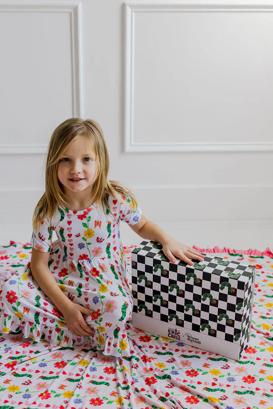 Dream Ruffle Blanket- ERIC CARLE LOVEBUG BLOOMS