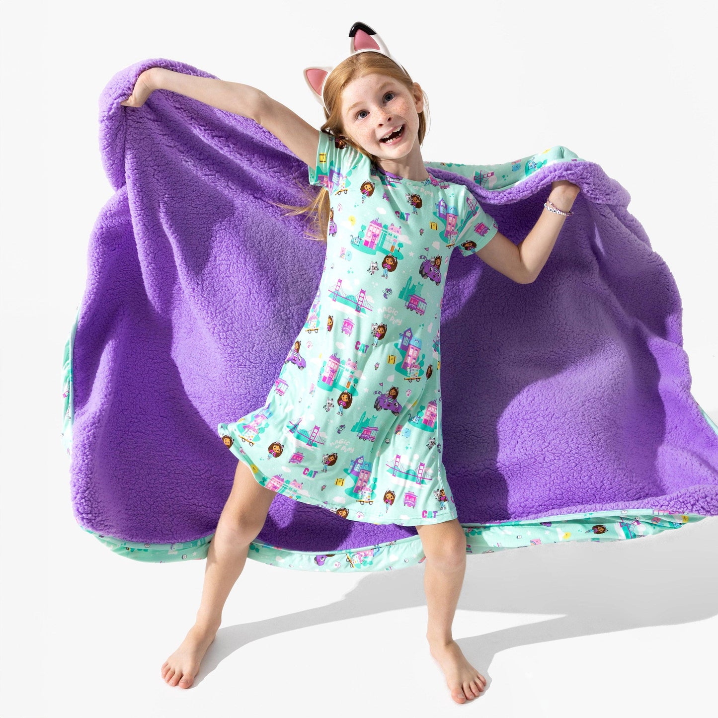 Gabby's Dollhouse: Cat Francisco Bamboo Sherpa Blanket: 45 x 60 in