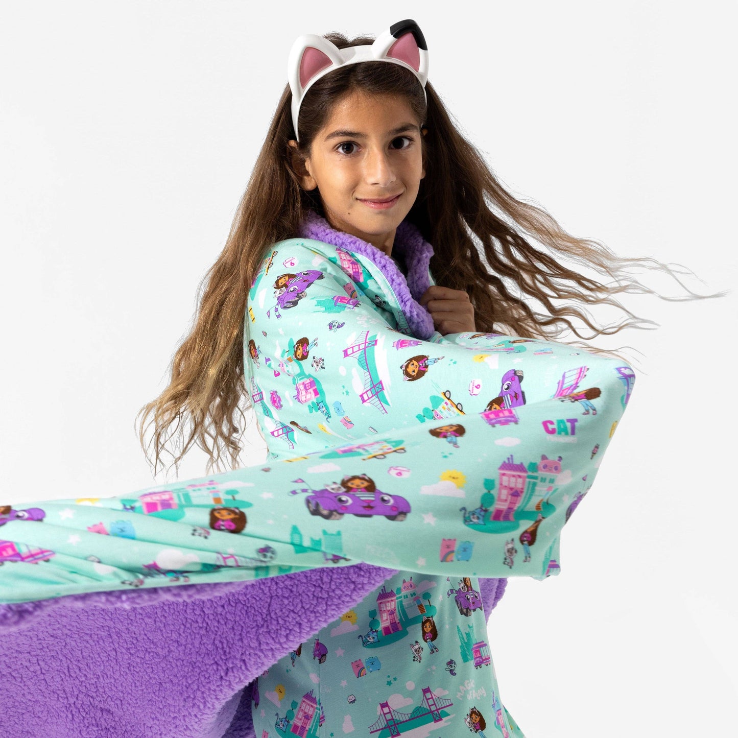 Gabby's Dollhouse: Cat Francisco Bamboo Sherpa Blanket: 45 x 60 in