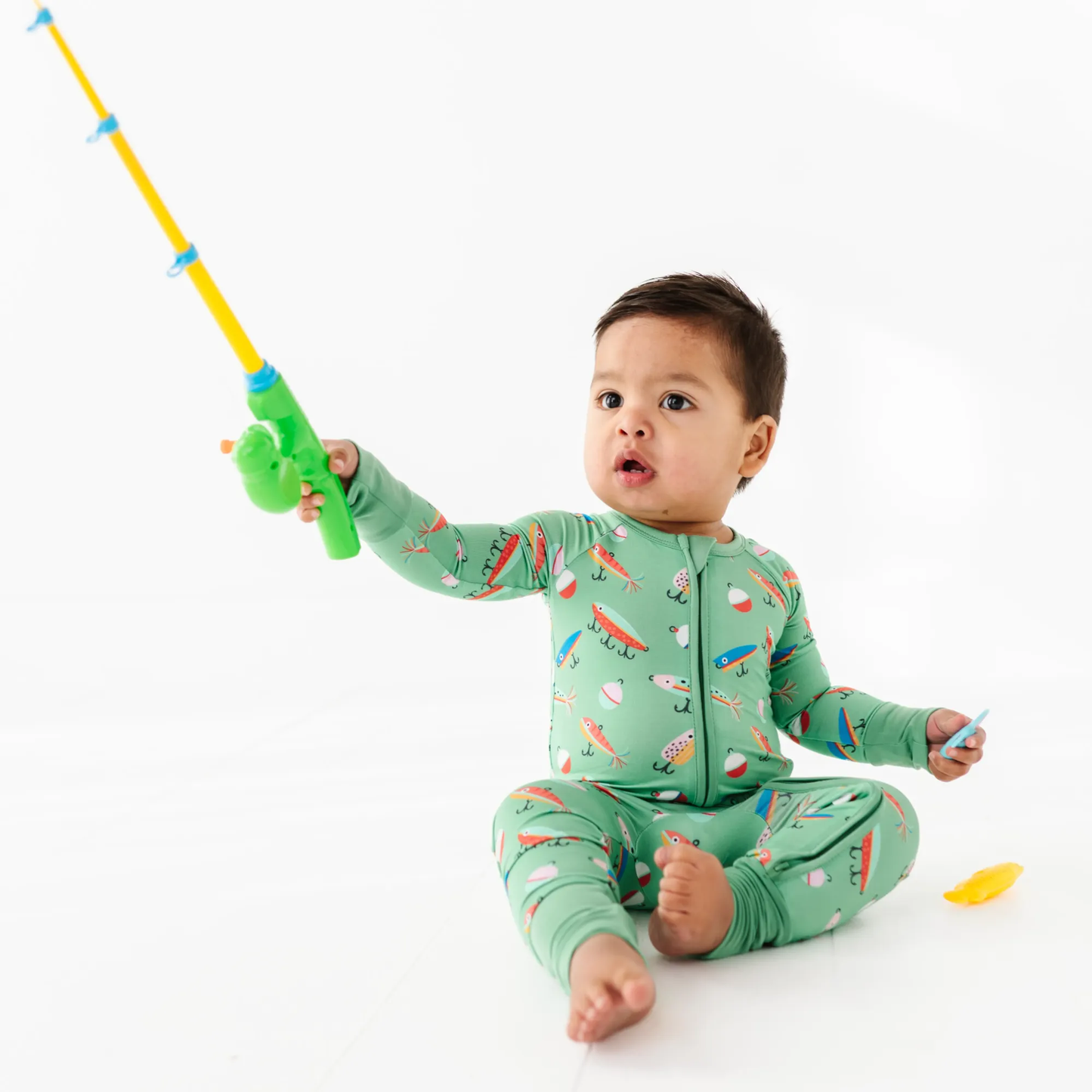 Fishing Laures Convertible Footies: 2T