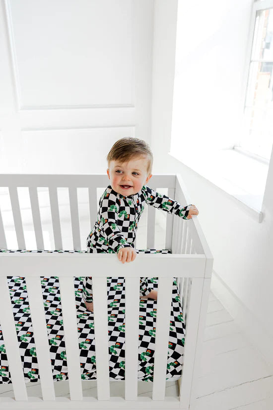 Dream Crib Sheet- ERIC CARLE CATERPILLAR CHECK