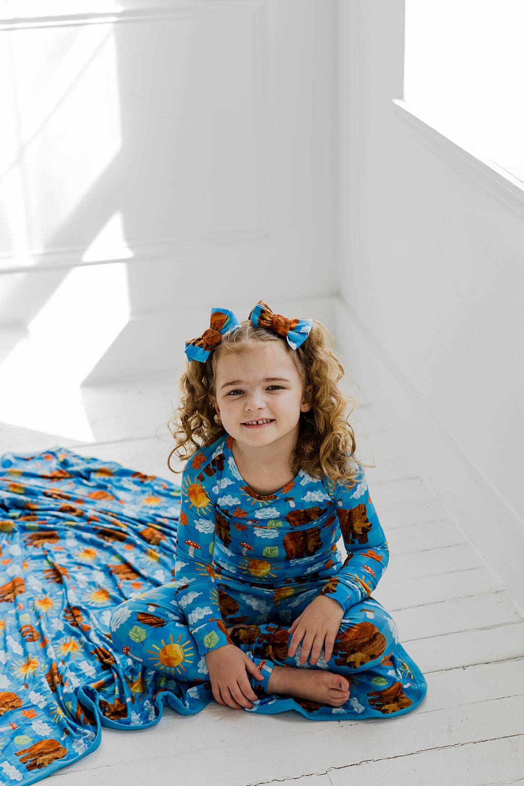 BEAR-Y BLUE SKIES DREAM BOW HAIR CLIPS: OS