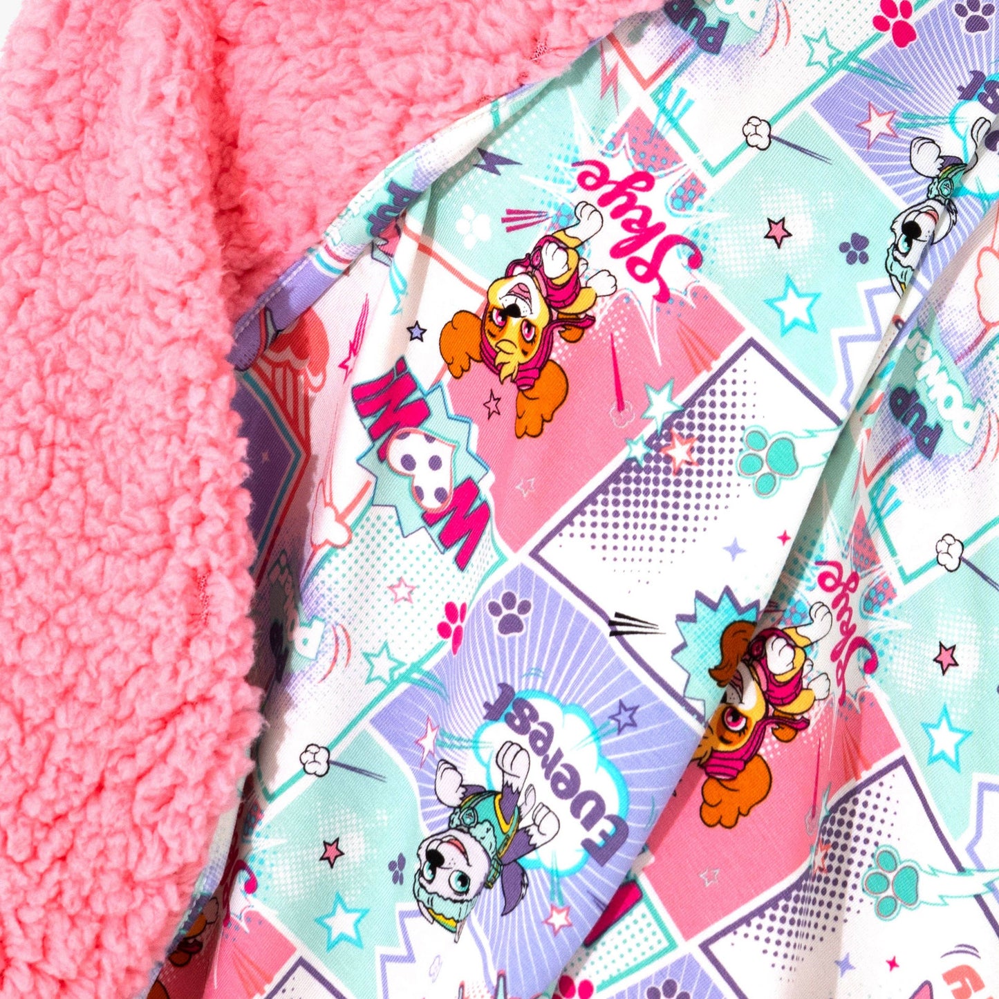 PAW Patrol: Comic Girl Pups Bamboo Sherpa Blanket: 45 x 60 in