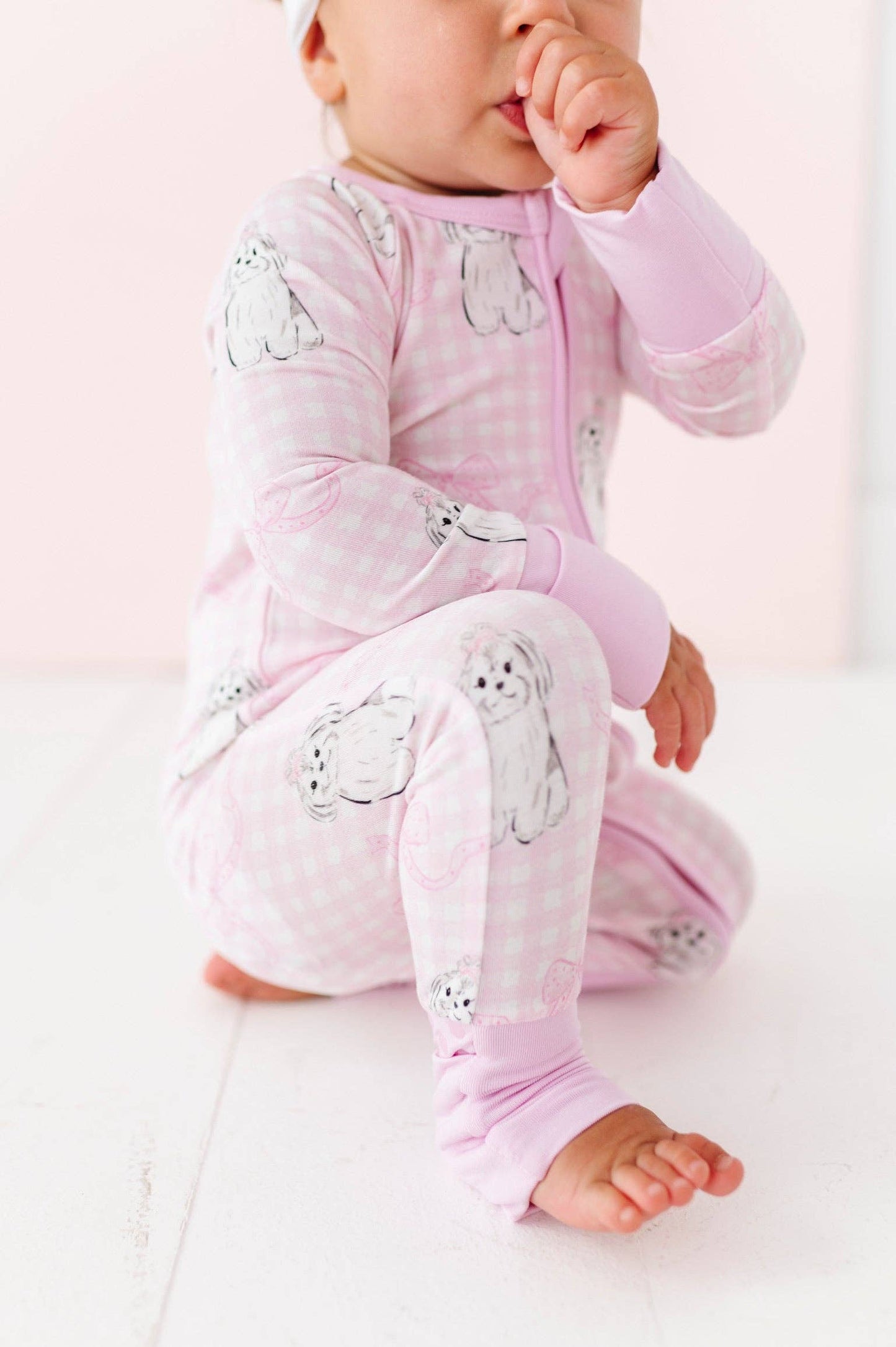 Tzu So Sassy Convertible Footies: 6-12 Months
