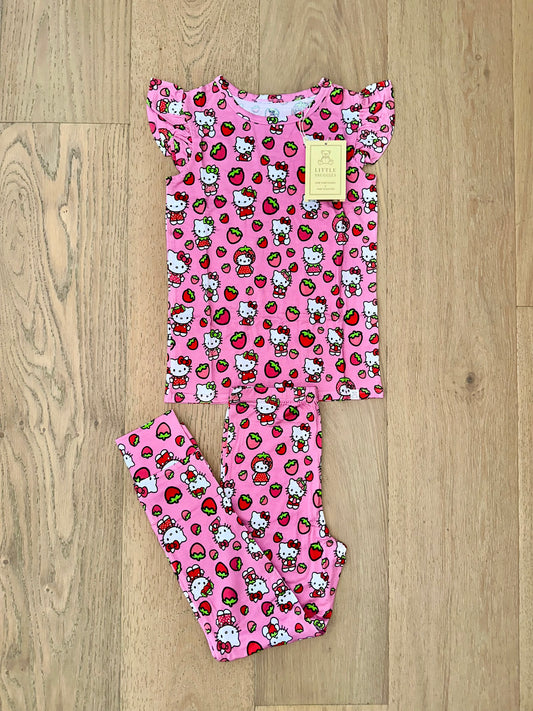 Bamboo Flutter Sleeve Lounge Set (PENELOPE)- STRAWBERRY HELLO KITTY