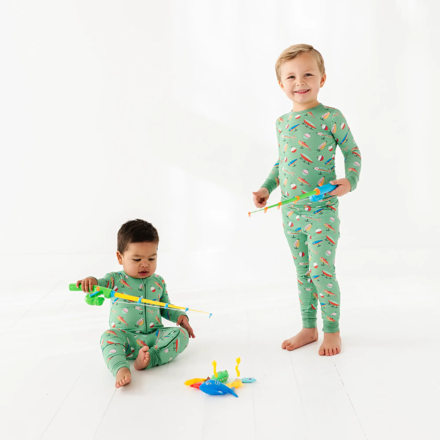 Fishing Laures Convertible Footies: 2T