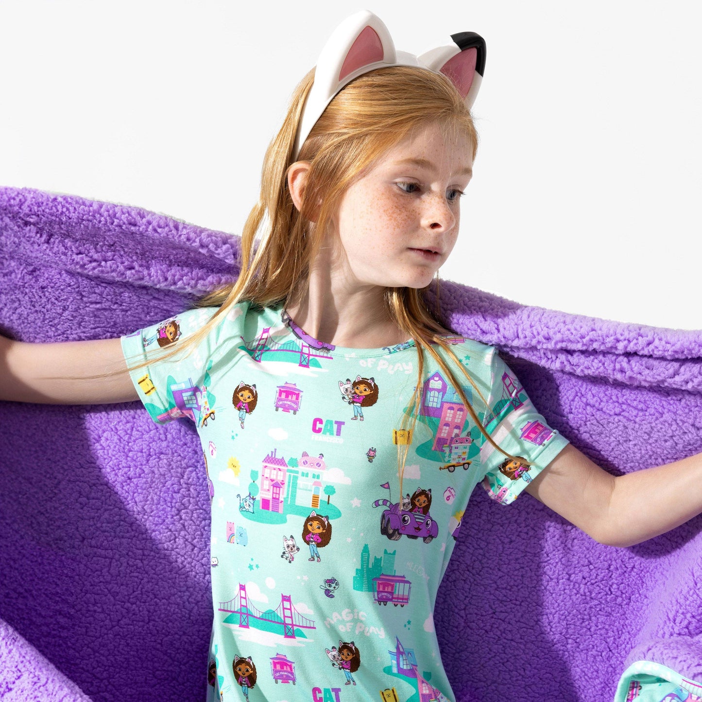 Gabby's Dollhouse: Cat Francisco Bamboo Sherpa Blanket: 45 x 60 in