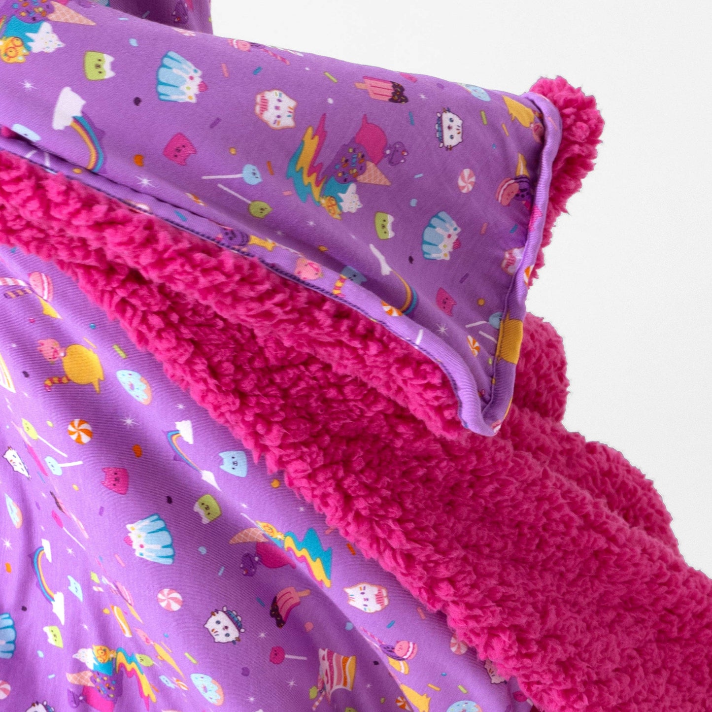 Gabby's Dollhouse: Sweet Treats Bamboo Sherpa Blanket: 45 x 60 in