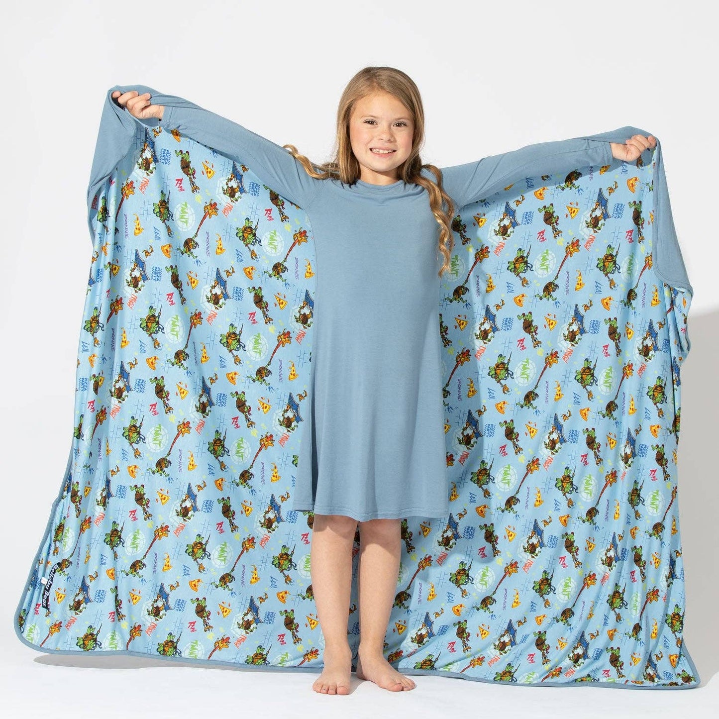 Teenage Mutant Ninja Turtles Pizza Bamboo Blanket: 45 x 60 in